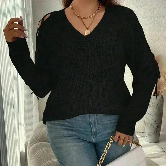 Black Casual Women's Plus Lace Up Side Raglan Sleeve Sweater - Picture 3 of 6